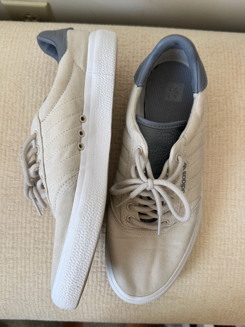 adidas Men’s Tan Canvas Low-Top Sneakers